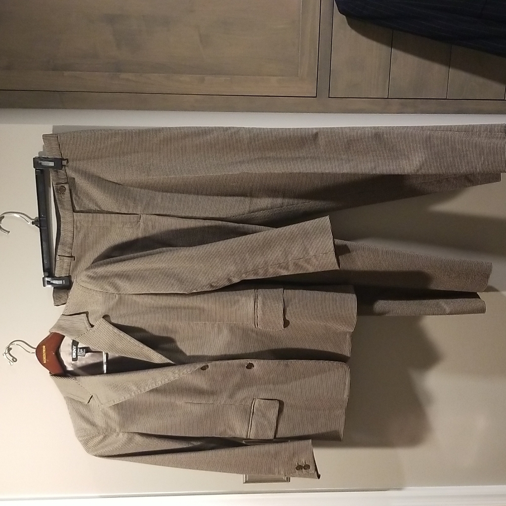 DKNY women's pants suit, size 12, kacky beige with black specks.